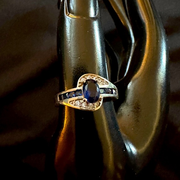 Sterling Silver Blue Sapphire Faux stones with CZ. - Picture 1 of 3